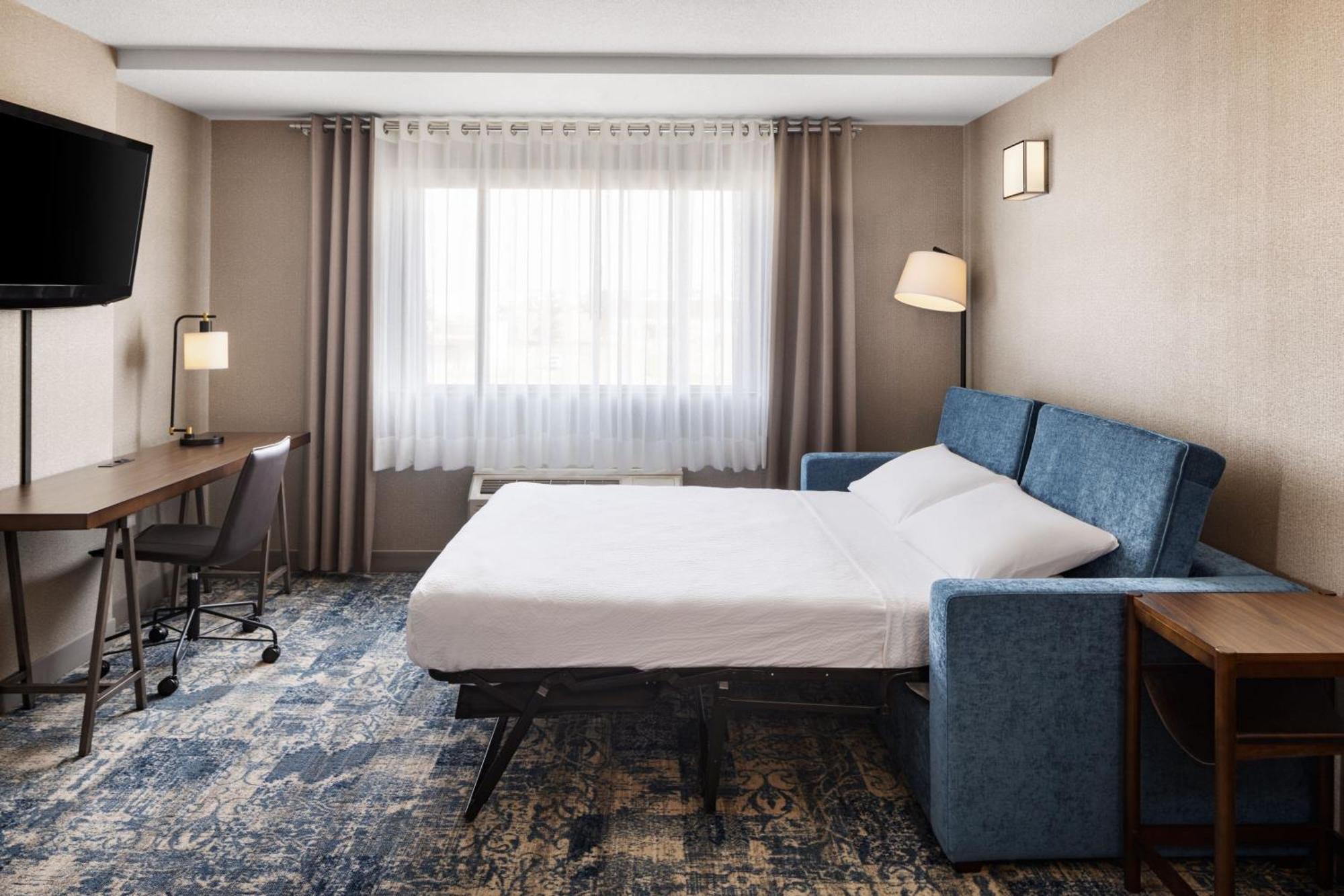 Four Points By Sheraton Edmonton South Eksteriør bilde