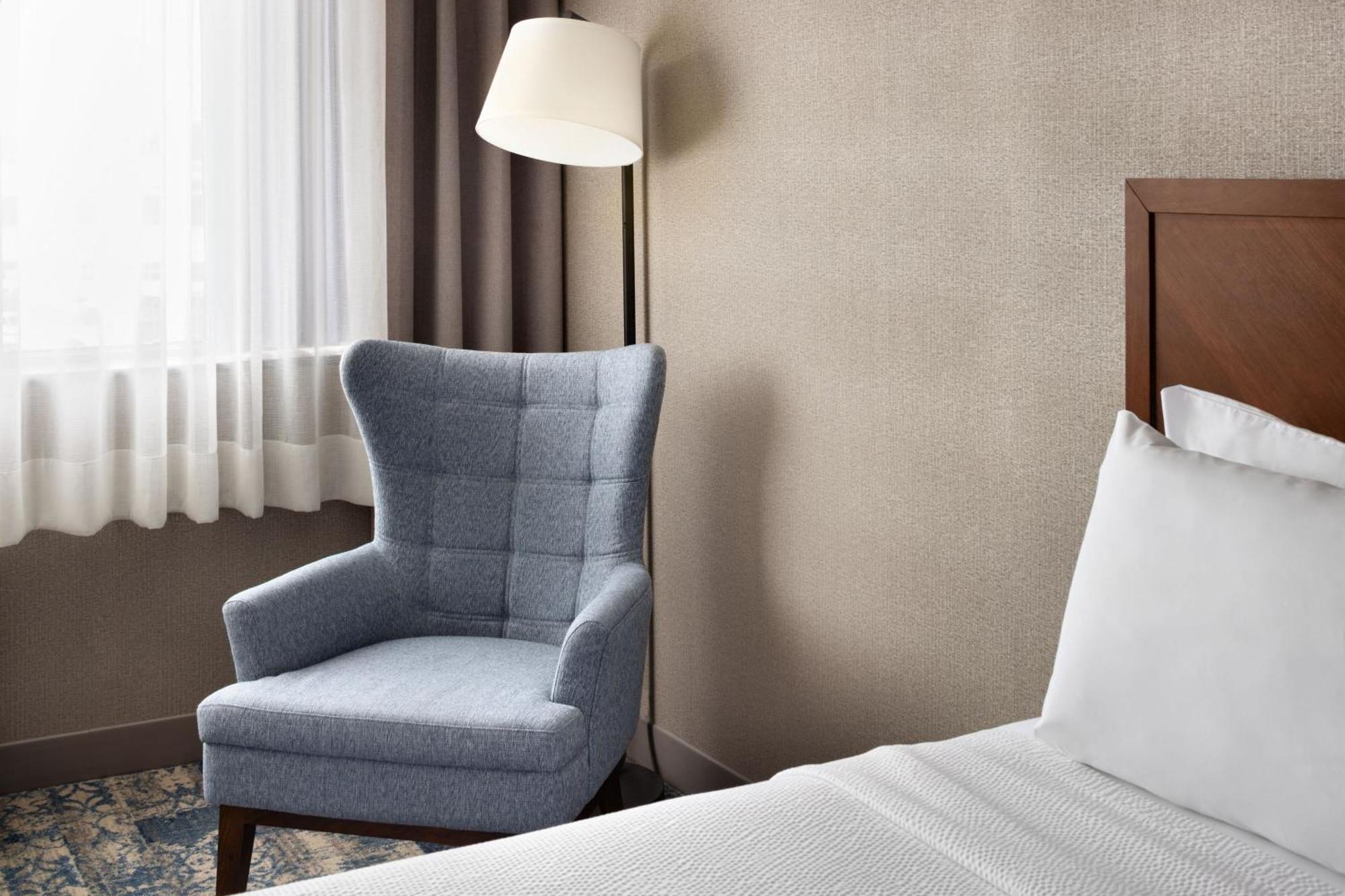 Four Points By Sheraton Edmonton South Eksteriør bilde