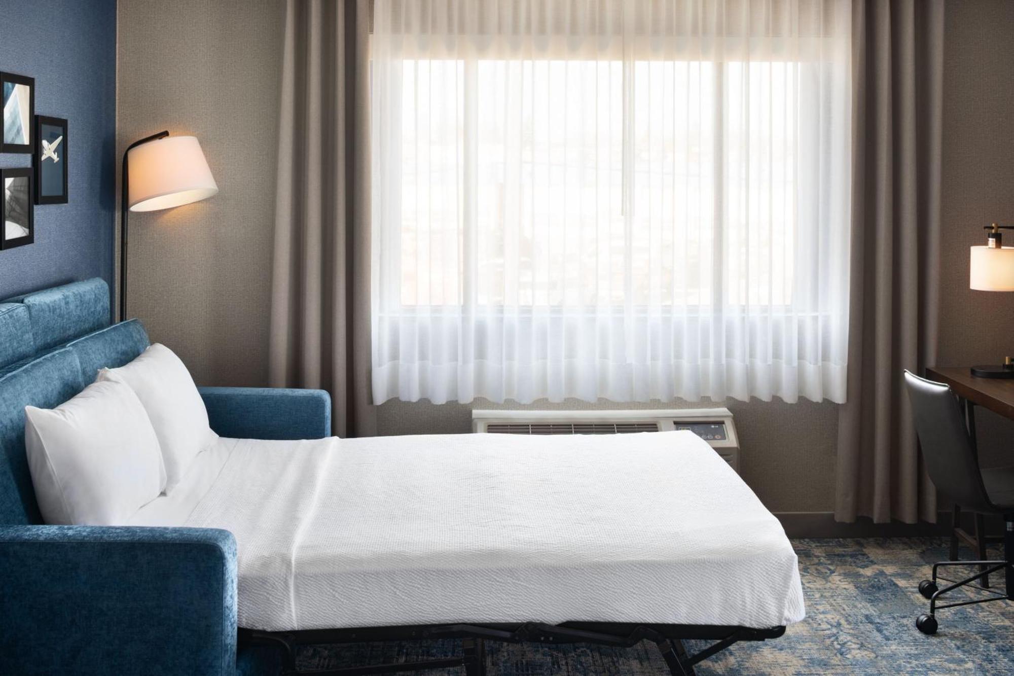 Four Points By Sheraton Edmonton South Eksteriør bilde