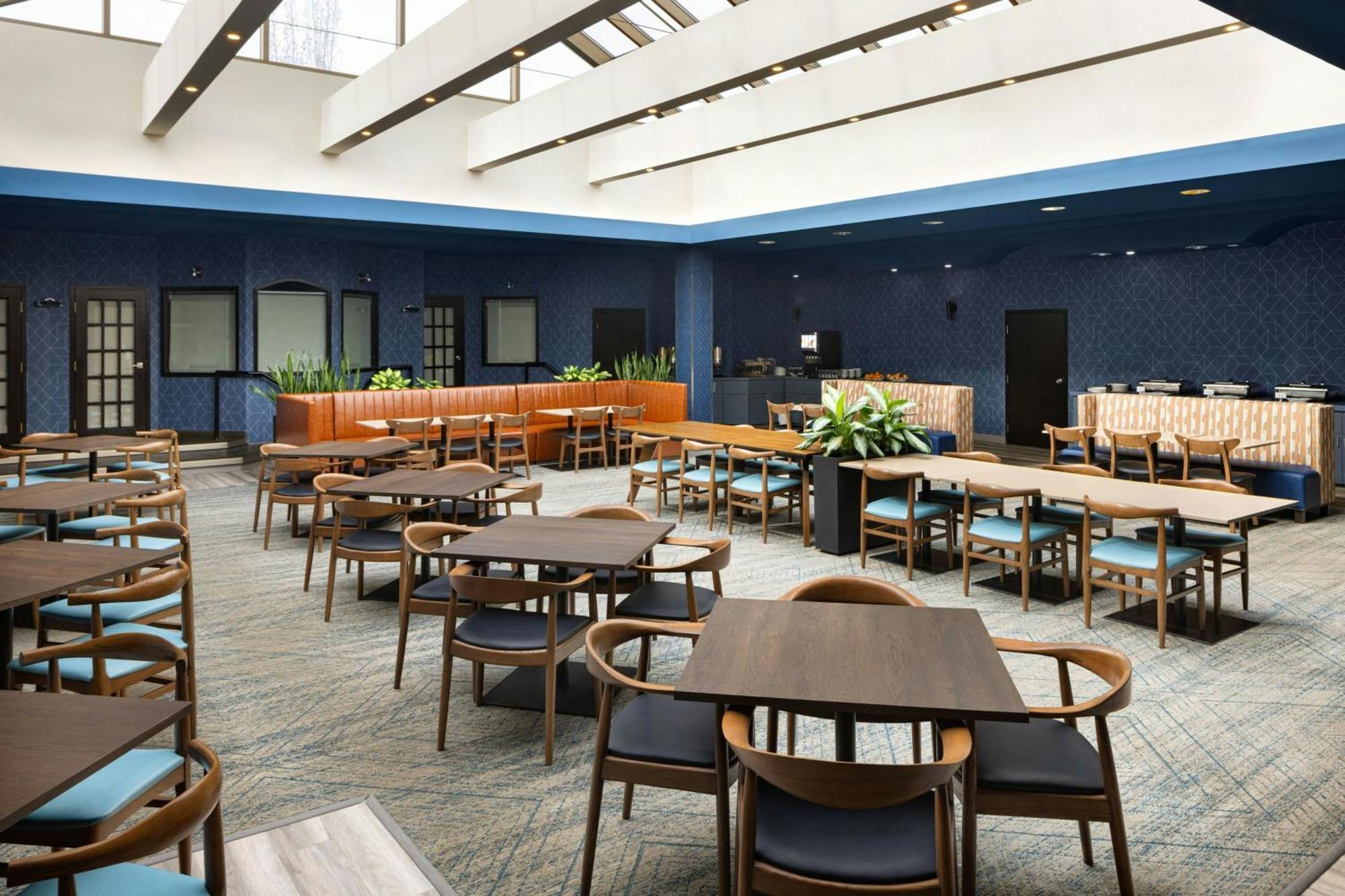Four Points By Sheraton Edmonton South Eksteriør bilde